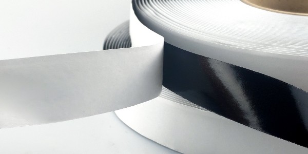 背膠魔術(shù)貼