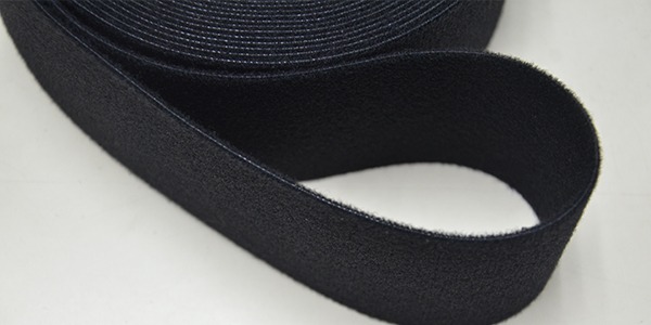 背靠背魔術(shù)貼扎帶的應用和使用方法