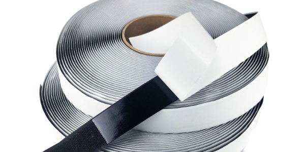 背膠魔術(shù)貼：航天航空的“全能選手”，六大品質(zhì)鑄就安全飛行基石